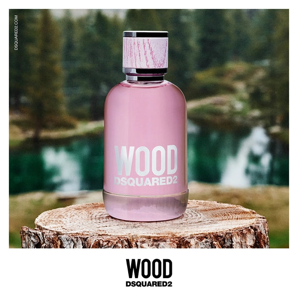 Dsquared2 Wood Woman Gift Set Eau de Toilette 100ml With Charming Bath & Shower Gel 100ml And Silver Round Purse